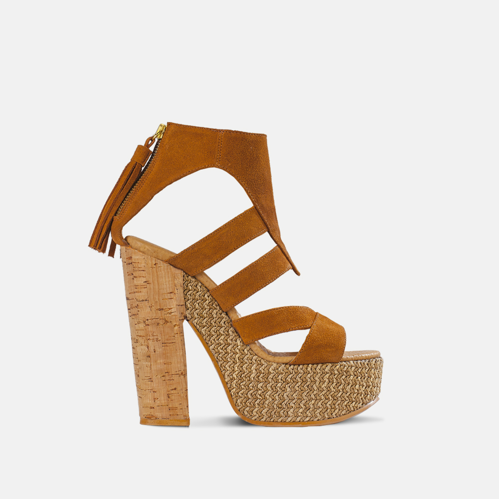 Carela Shoes